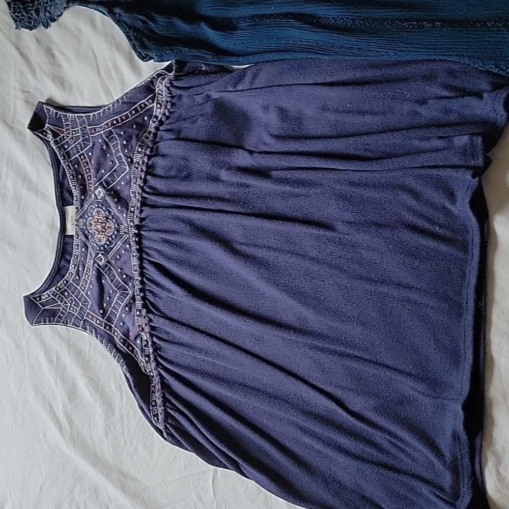Tops 5/$20🦋